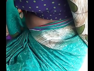 hot Telugu aunty identically boob's in auto 36